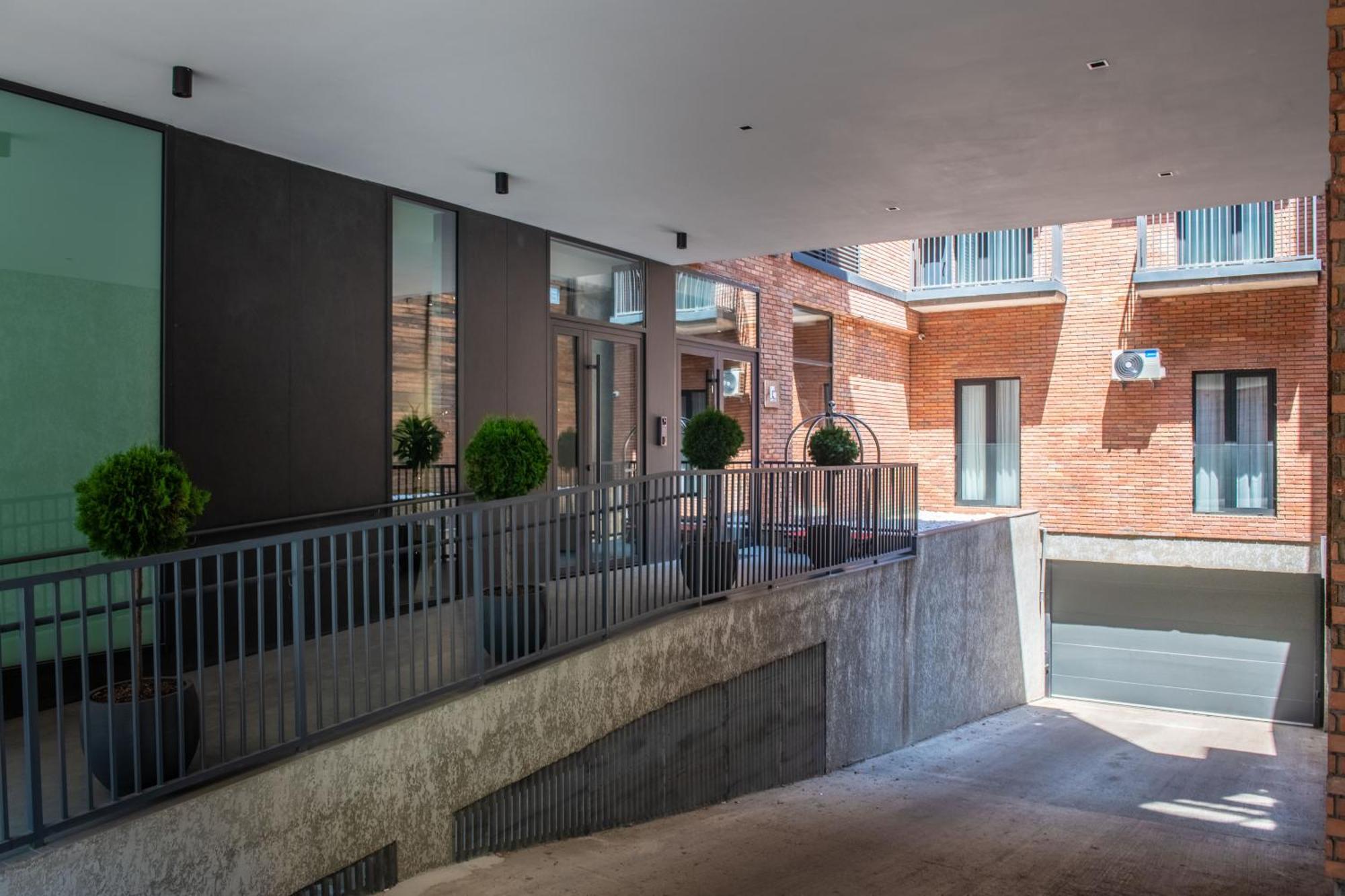 Qstay Gratus Tbilisi Exterior foto