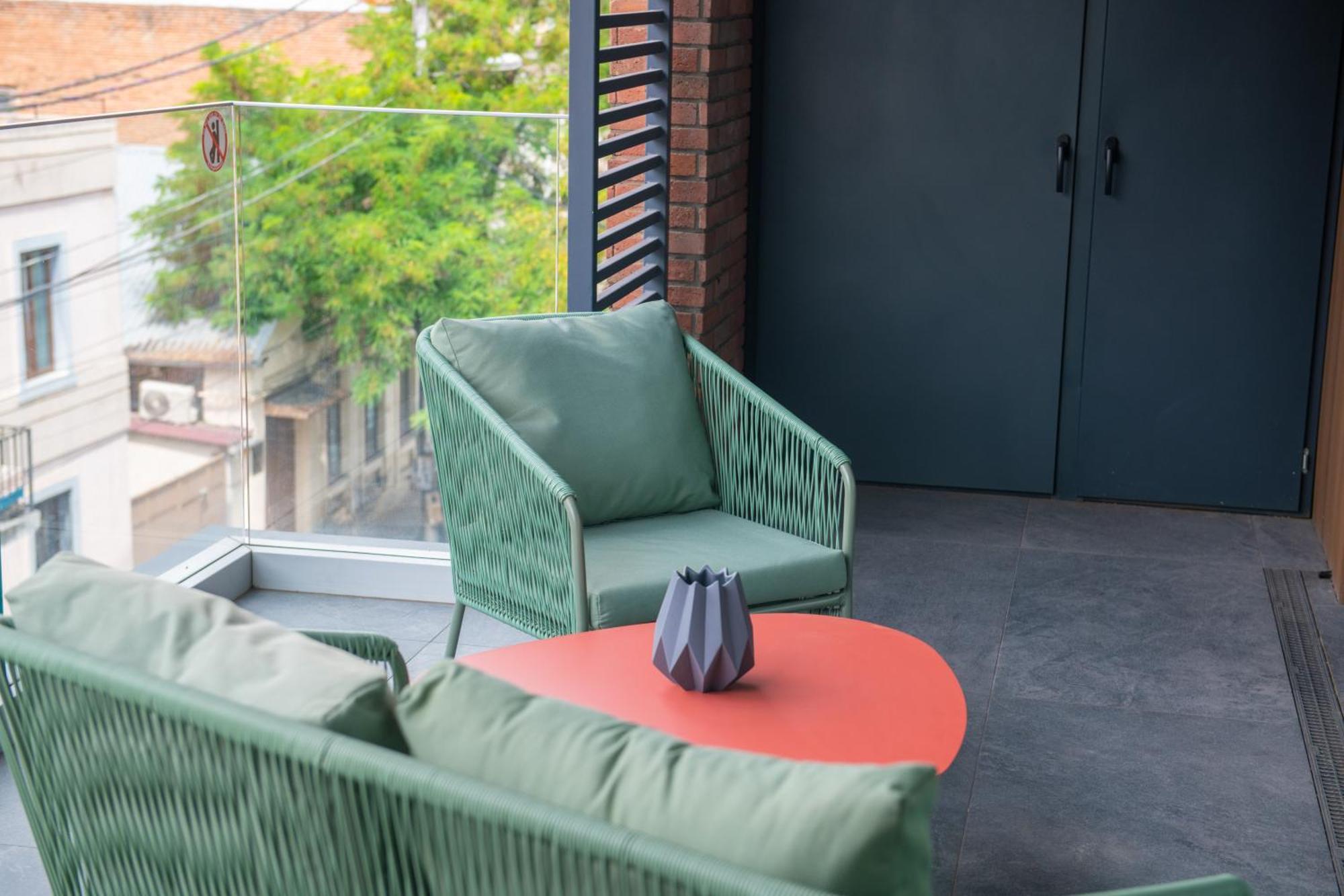 Qstay Gratus Tbilisi Exterior foto
